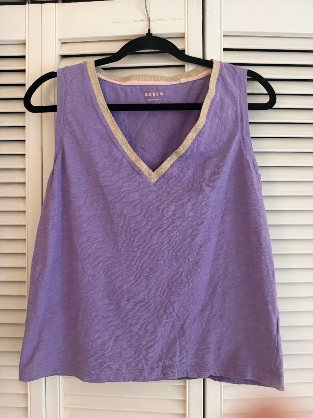 Boden Lavendar Tank gold shimmer neck